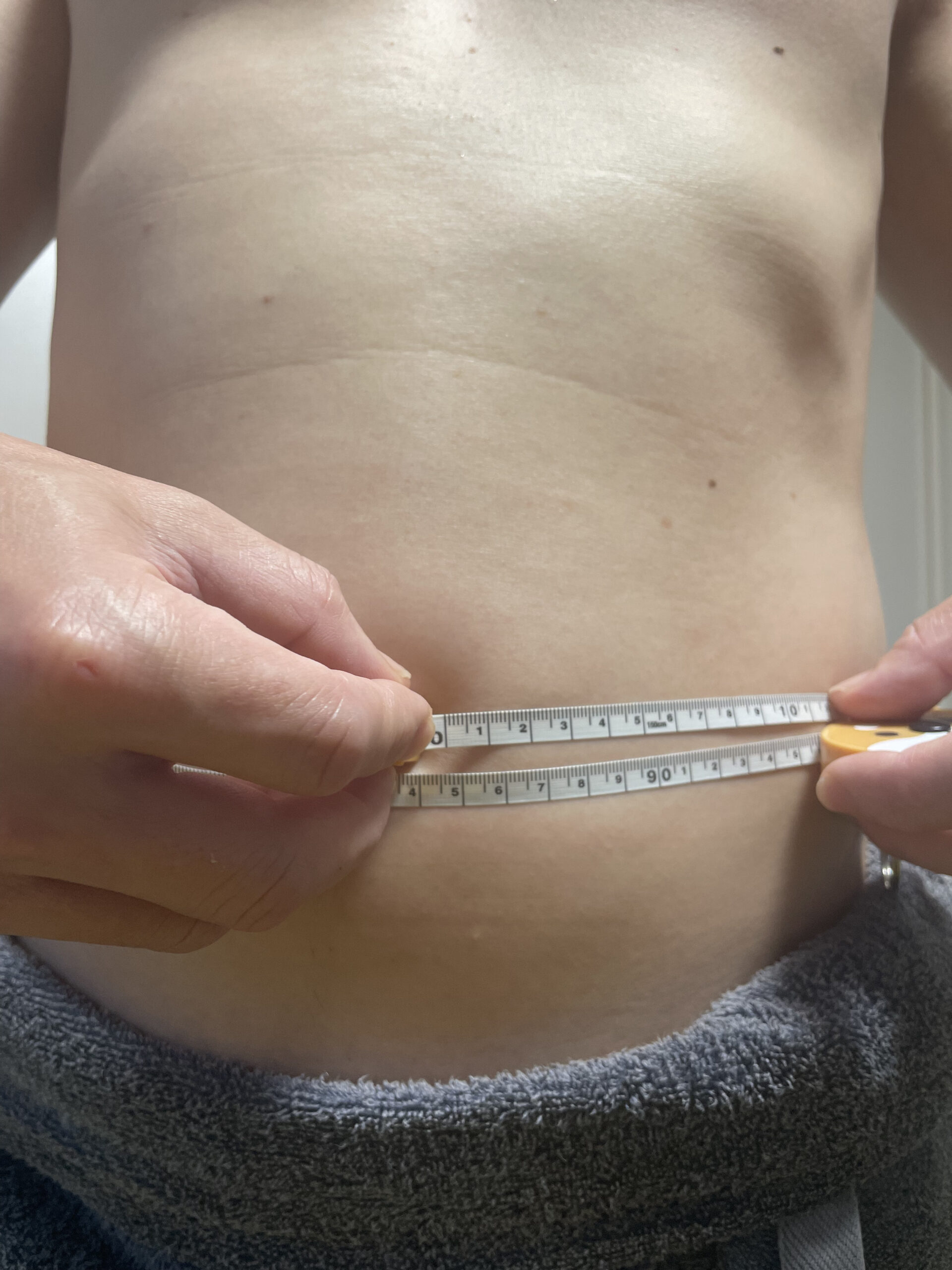 4週目の腹囲84.5cm メジャーで測った記録